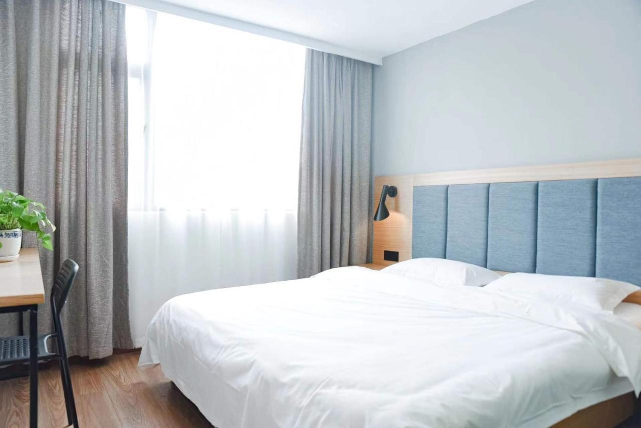 Travel Light Inn Guilin Exterior photo